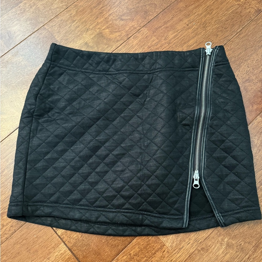 Black skirt